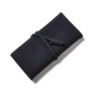 Peňaženka pre dámy v čiernej farbe s viazaním