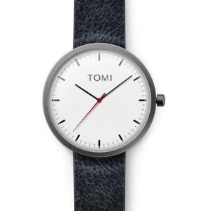 Čierne hodinky Tomi s bielym ciferníkom pre pánov